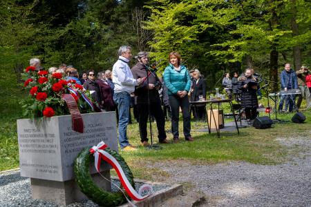80. obletnica požiga bencina v Postojnski jami (7)